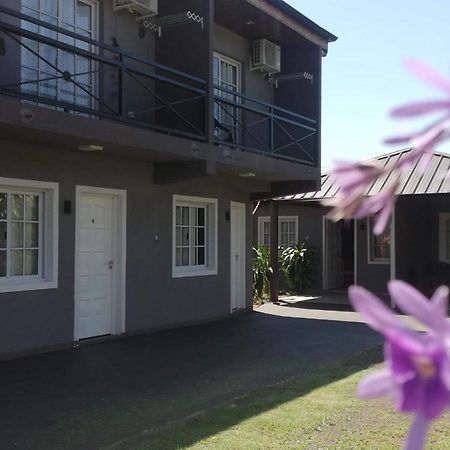 Apart Portal De La Selva Hotel Puerto Iguazu Exterior photo